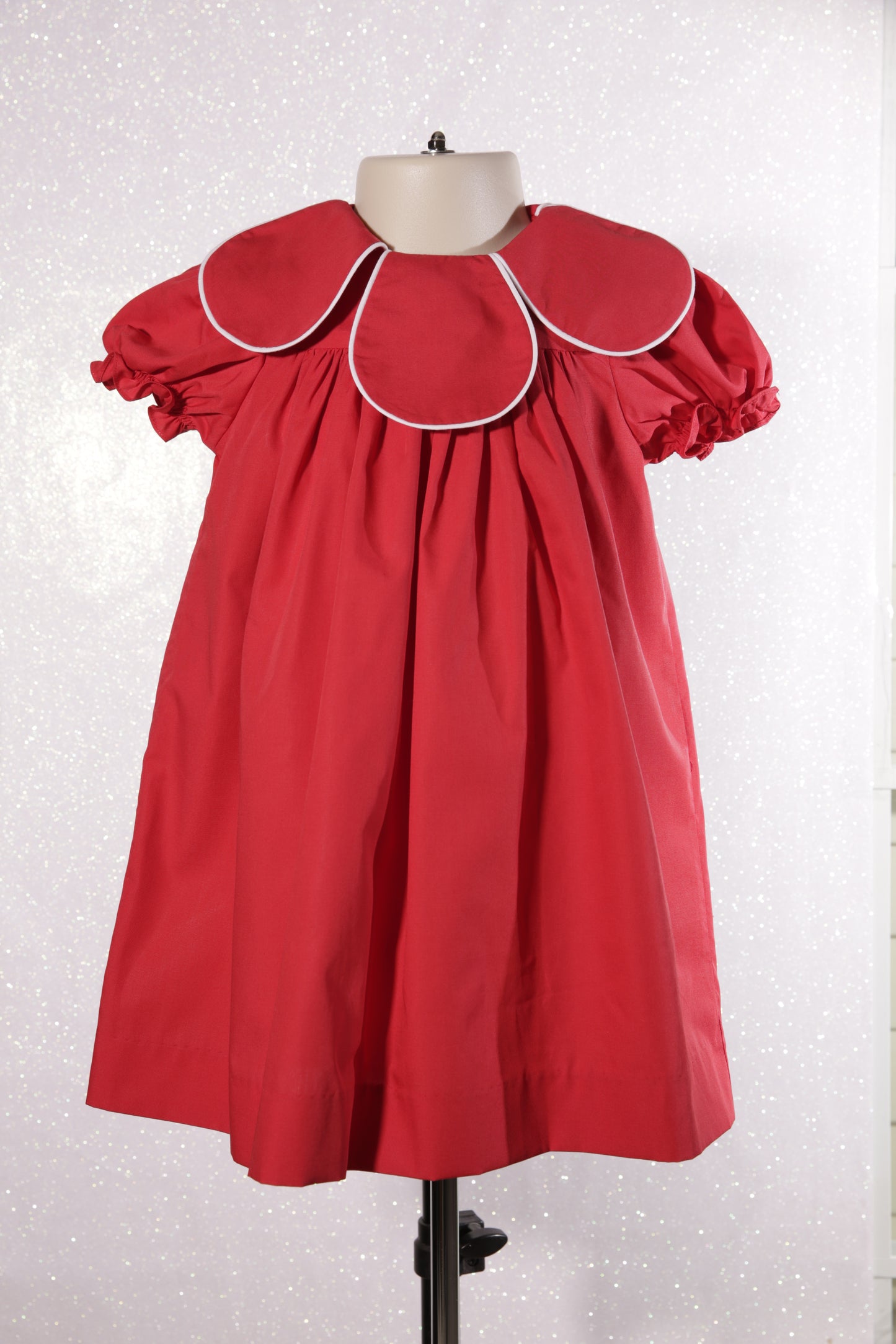 Red Tulip Collar Short Sleeve Dress